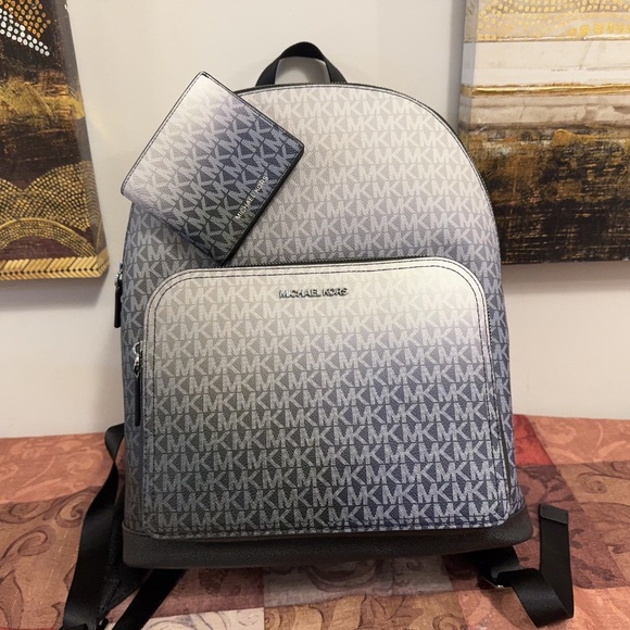 Michael Kors Cooper Ombré Signature Logo Backpack & wallet  In BLACK COMBO NWT - Picture 1 of 7